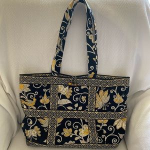 Vera Bradley Medium Bag